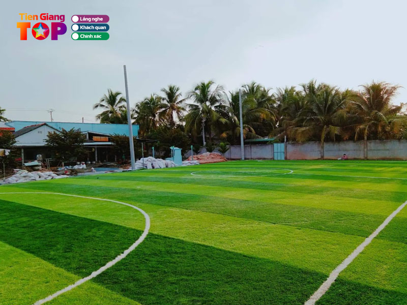 San-bong-da-co-nhan-tao-thanh-tam-tiengiangtoplist