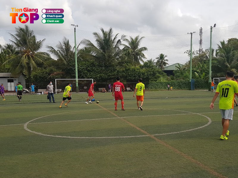 San-bong-da-mini-lam-tuan-tiengiangtoplist