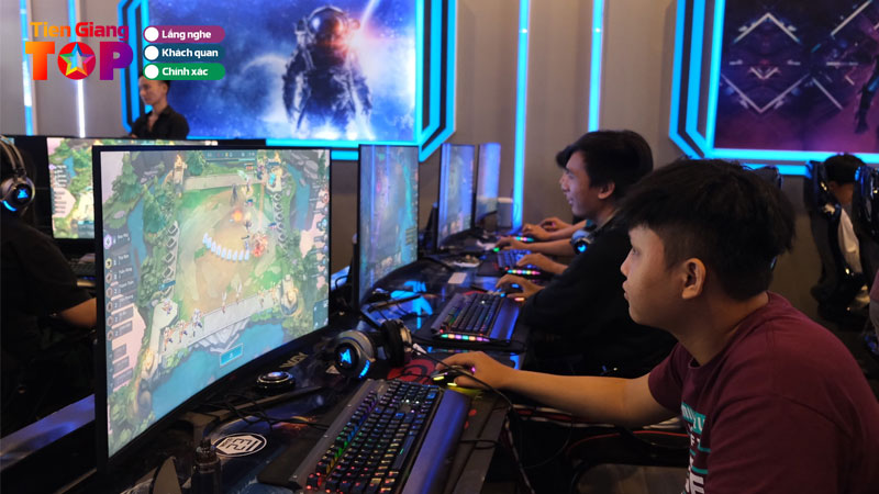 Top-5-quan-game-tai-tien-giang-cay-rank-cuc-tot-cho-game-thu-tiengiangtoplist