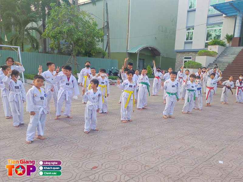 Clb-taekwondo-phuong-2-txgc-tiengiangtoplist