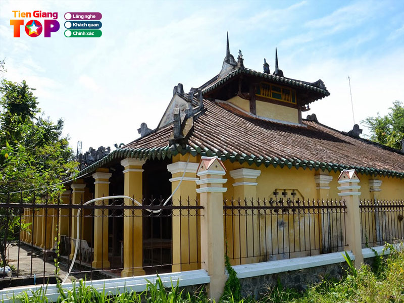 Dinh-long-trung-tiengiangtoplist