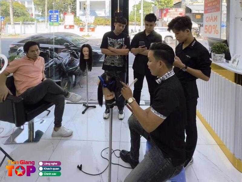 Hair-salon-academy-duc-nguyen-tiengiangtoplist