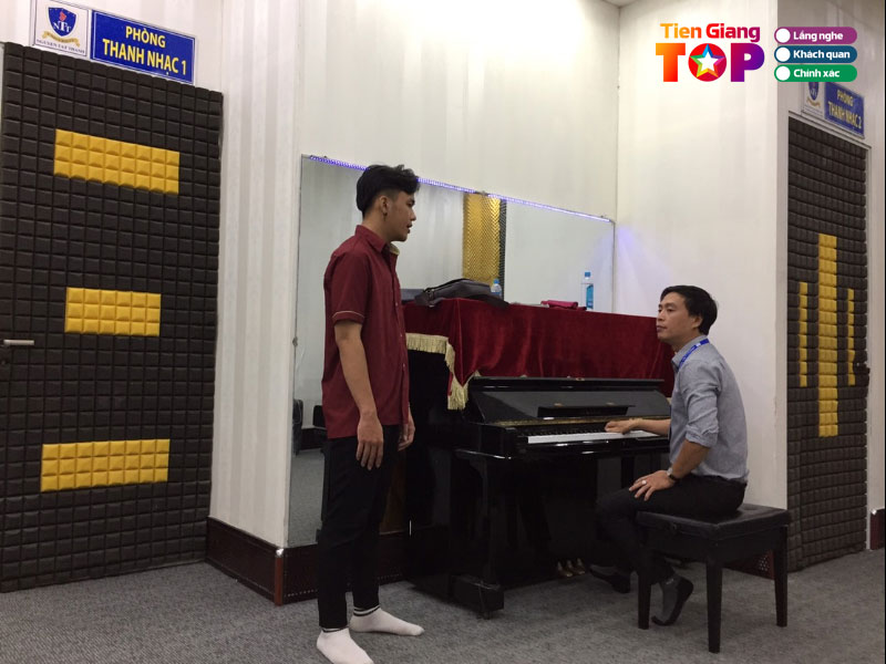 Lop-thanh-nhac-ths-gv-ngo-van-khoa-tiengiangtoplist