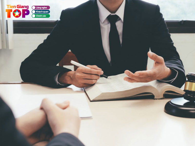 Cong-ty-luat-nam-hoang-viet-tiengiangtoplist