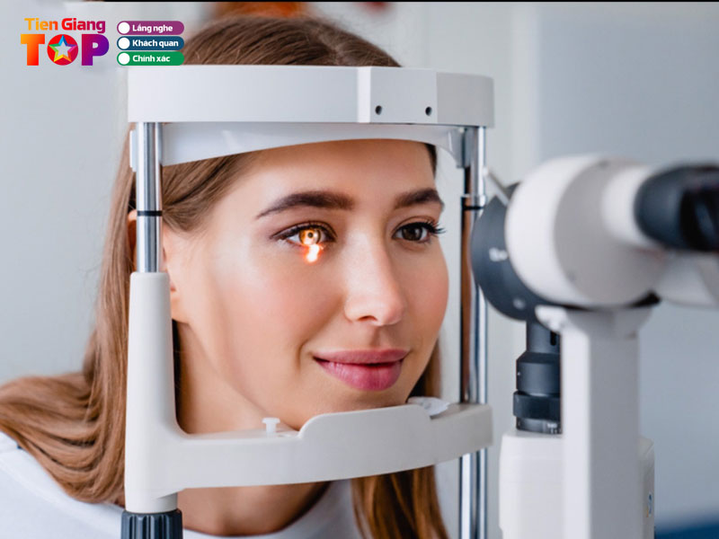 Phong-kham-mat-bac-si-hung-tiengiangtoplist