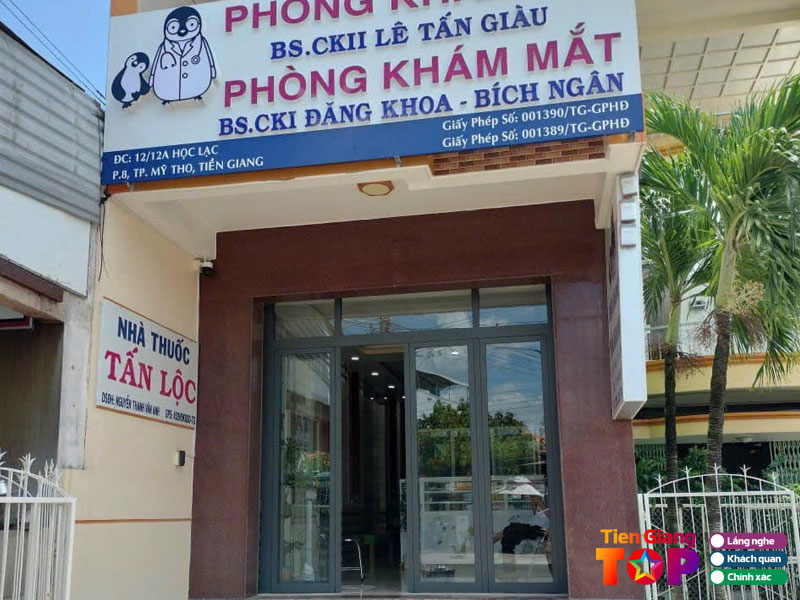 Phong-kham-mat-bsckii-tan-giau-bs-khoa-ngan-1-tiengiangtoplist