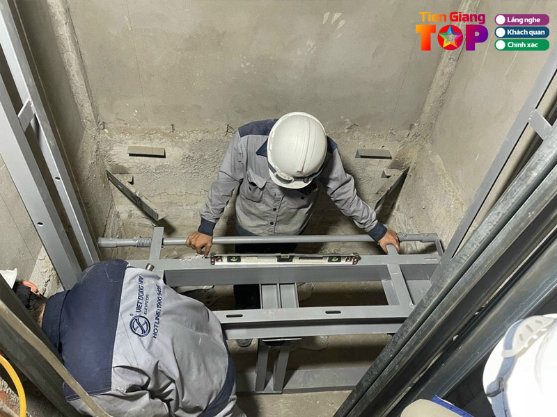 Kinh-nghiem-chon-don-vi-lap-dat-thang-may-uy-tin-tiengiangtoplist