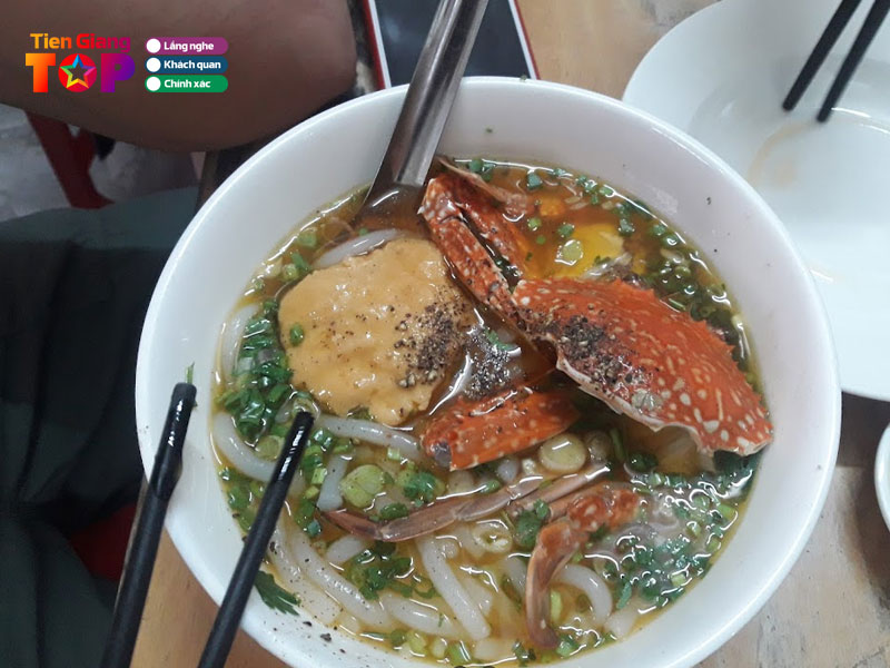 Banh-canh-ghe-ca-mau-tiengiangtoplist