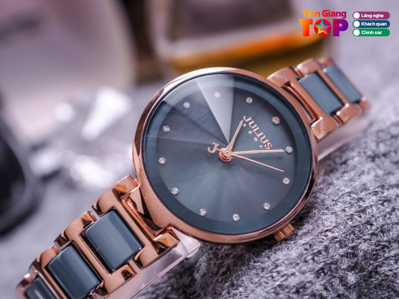 Dong-ho-mat-kinh-ngoc-hue-tiengiangtoplist