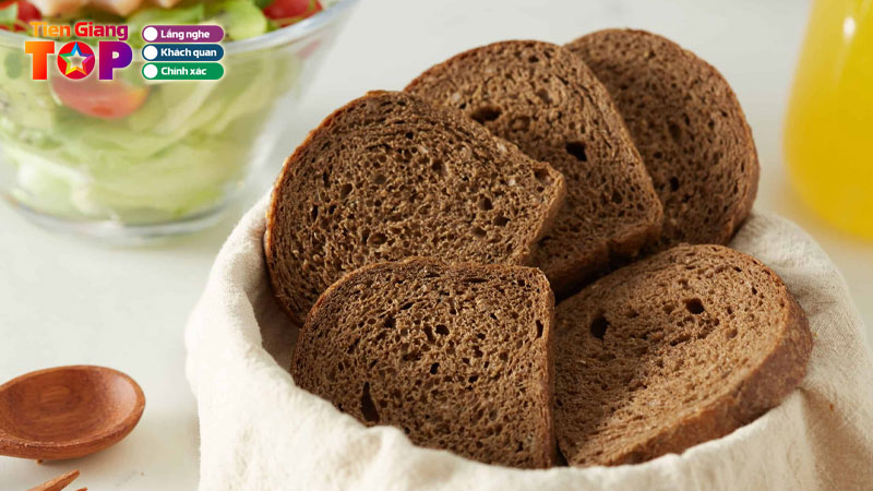 Top-5-dia-chi-ban-banh-mi-nguyen-cam-tien-giang-ngon-me-ly-tiengiangtoplist