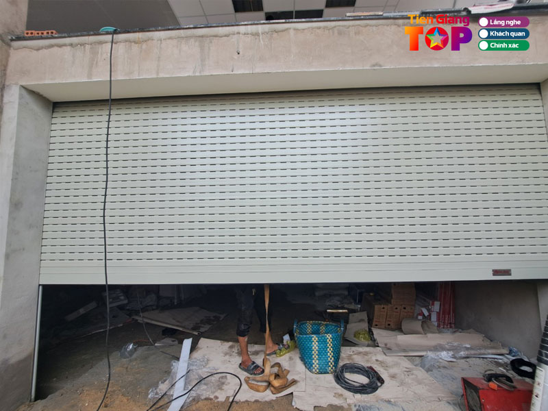 Nhom-kinh-anh-tuan-tiengiangtoplist