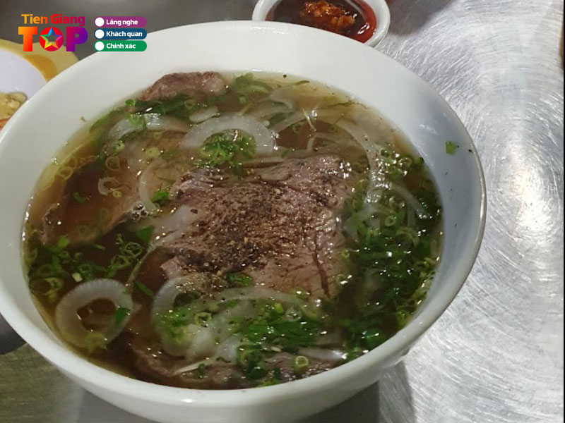 Pho-ngoc-ngan-tiengiangtoplist