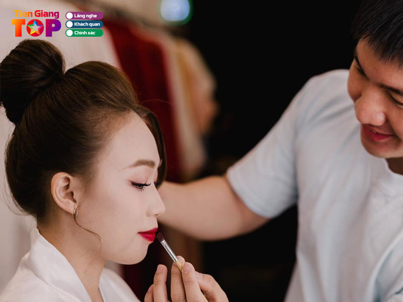 Hoang-bridal-tiengiangtoplist