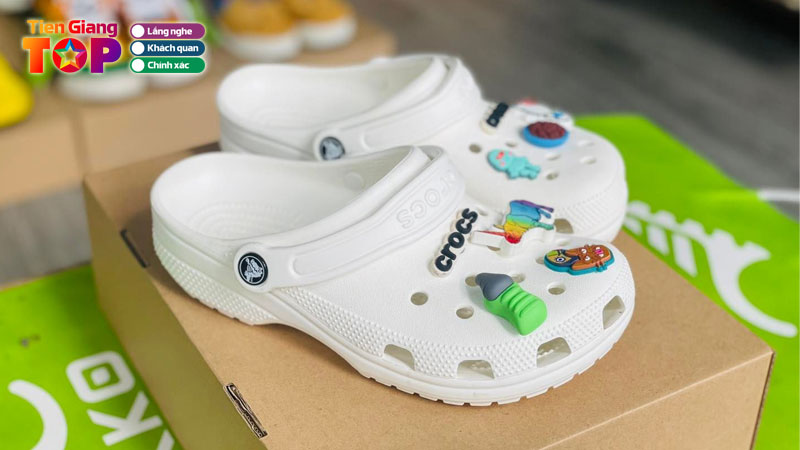Top-5-dia-chi-mua-dep-crocs-tien-giang-dep-va-uy-tin-tiengiangtoplist