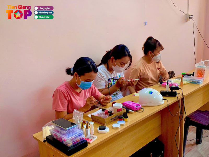 Annas-nails-tiengiangtoplist