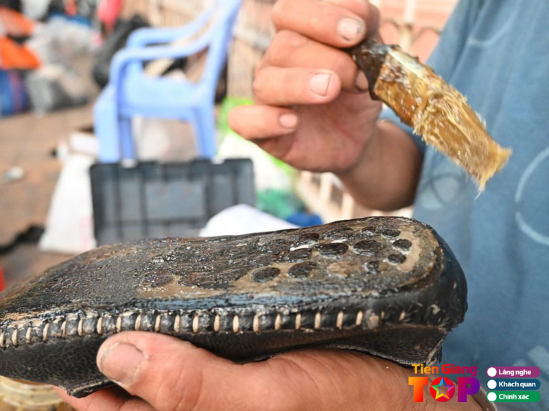 Mot-so-tieu-chi-danh-gia-dia-chi-sua-giay-uy-tin-1-tiengiangtoplist