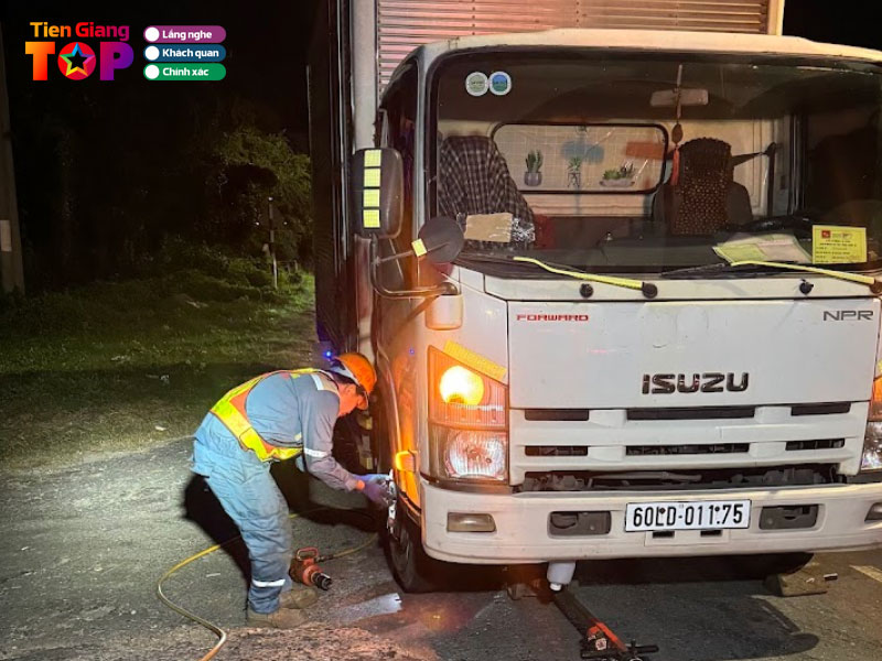 Va-vo-luu-dong-cong-thanh-tiengiangtoplist