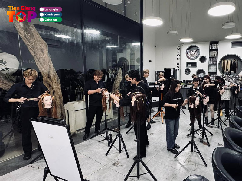 Bi-ha-hair-studio-tiengiangtoplist