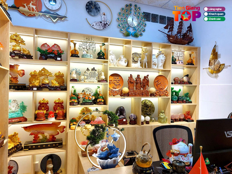 Cua-hang-phong-thuy-dai-moc-khang-tiengiangtoplist