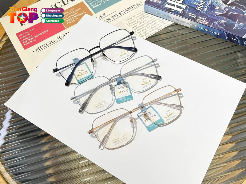 Mat-kinh-trung-thanh-tiengiangtoplist