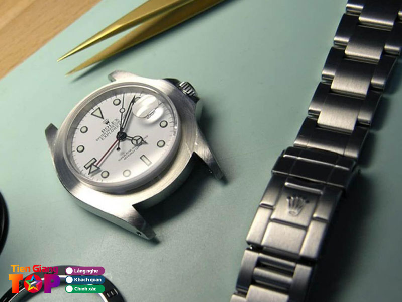 Meo-chon-tiem-thay-day-dong-ho-uy-tin-tranh-hong-hoc-1-tiengiangtoplist