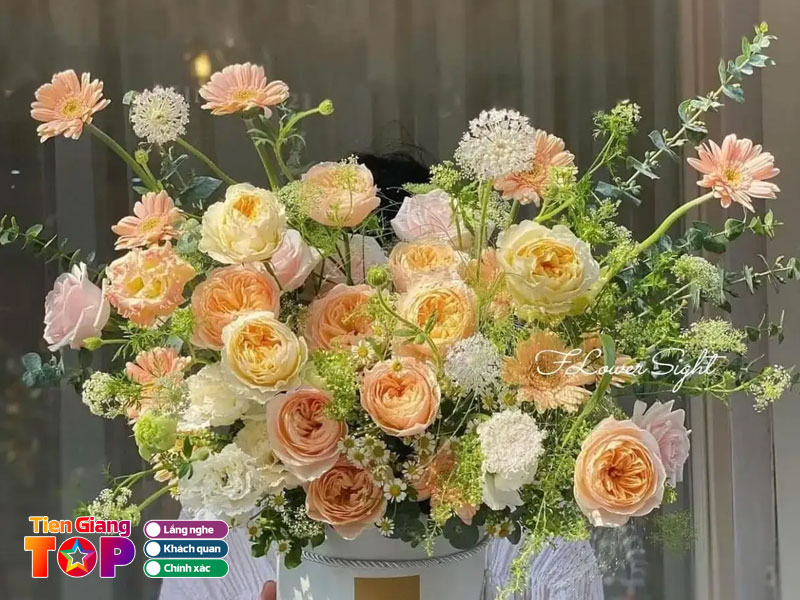 Shop-hoa-tuoi-uyen-linh-tiengiangtoplist