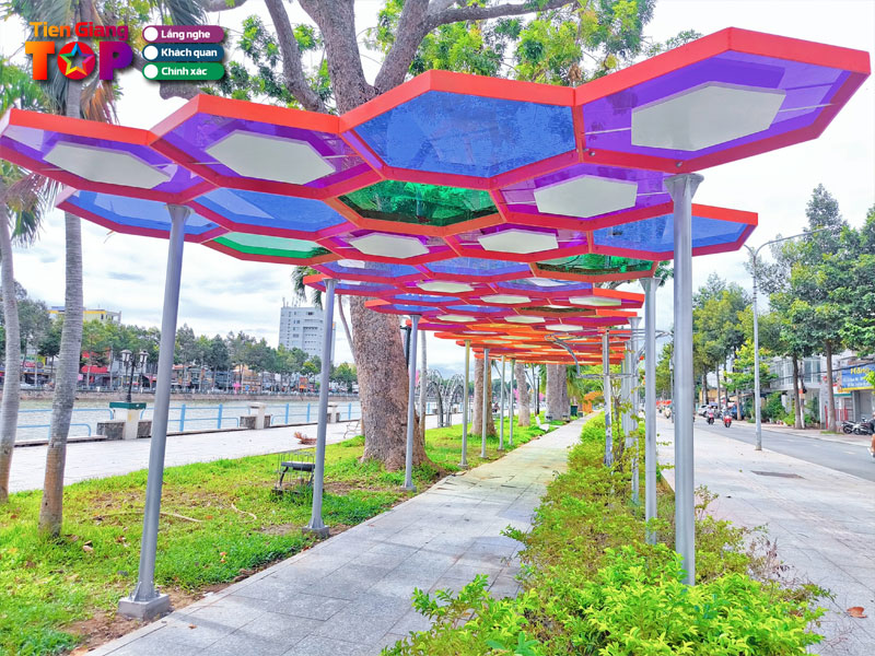 Cong-vien-tet-mau-than-tiengiangtoplist