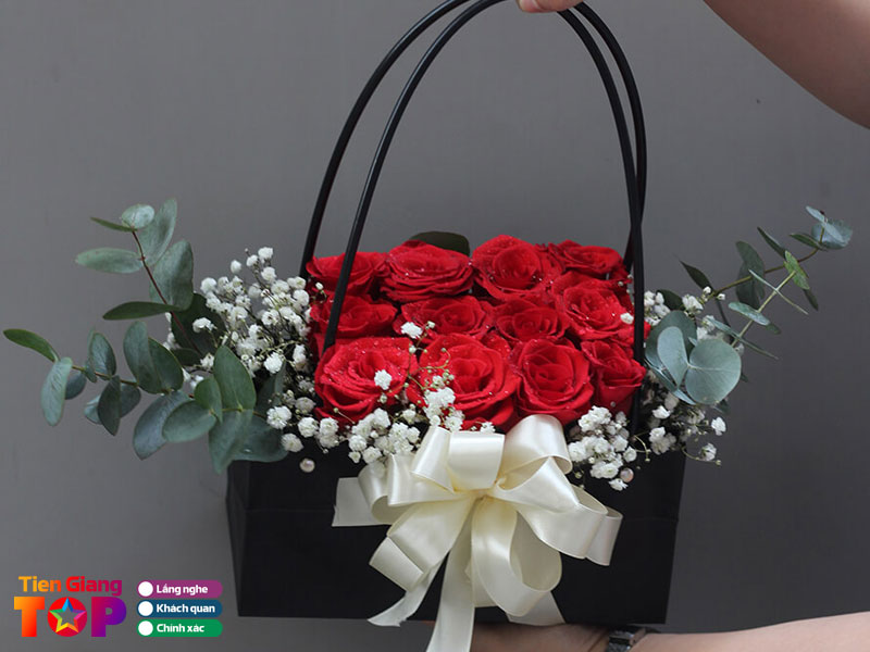 Kinh-nghiem-khi-chon-dia-chi-mua-hoa-tuoi-tai-go-cong-tiengiangtoplist