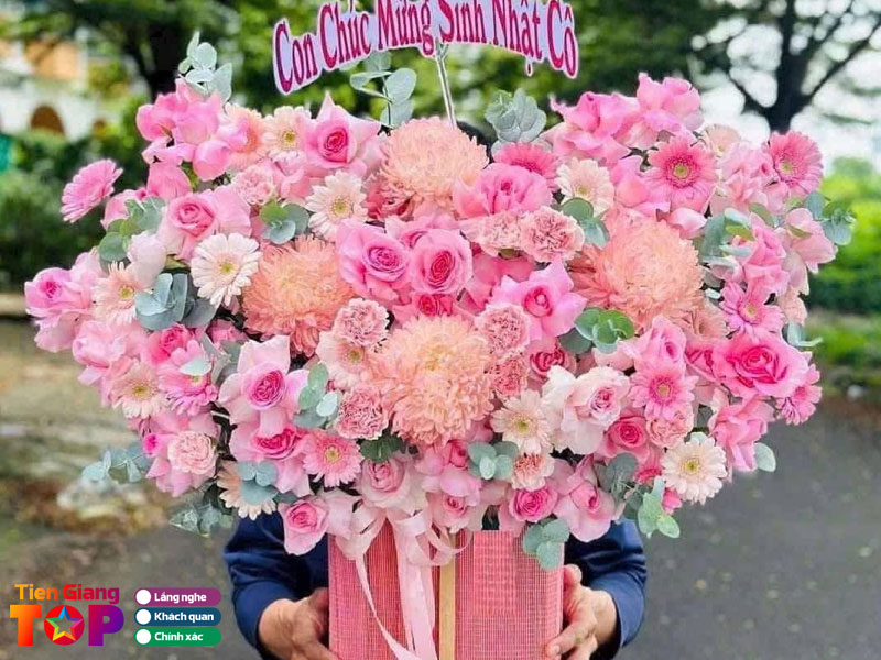 Tips-chon-shop-hoa-tuoi-dep-tai-tan-phuoc-2-tiengiangtoplist