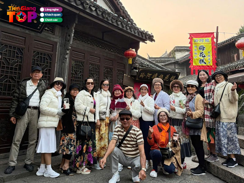 Tour-du-lich-quoc-te-tiengiangtoplist