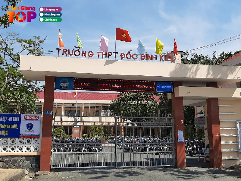 Truong-thpt-doc-binh-kieu-tiengiangtoplist