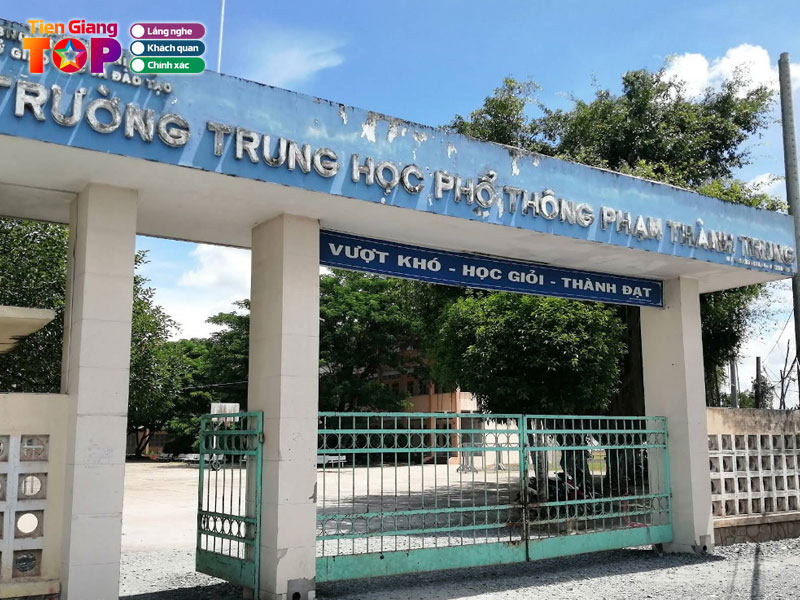Truong-thpt-pham-thanh-trung-tiengiangtoplist