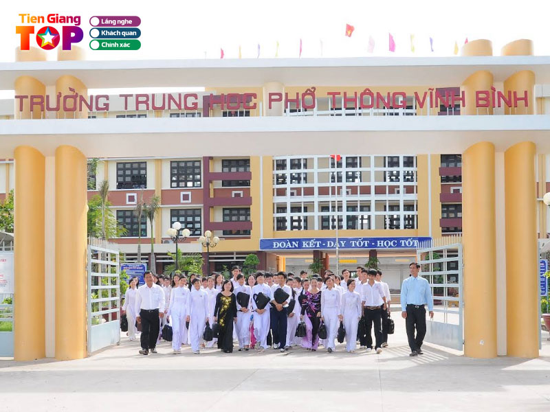 Truong-thpt-vinh-binh-tiengiangtoplist