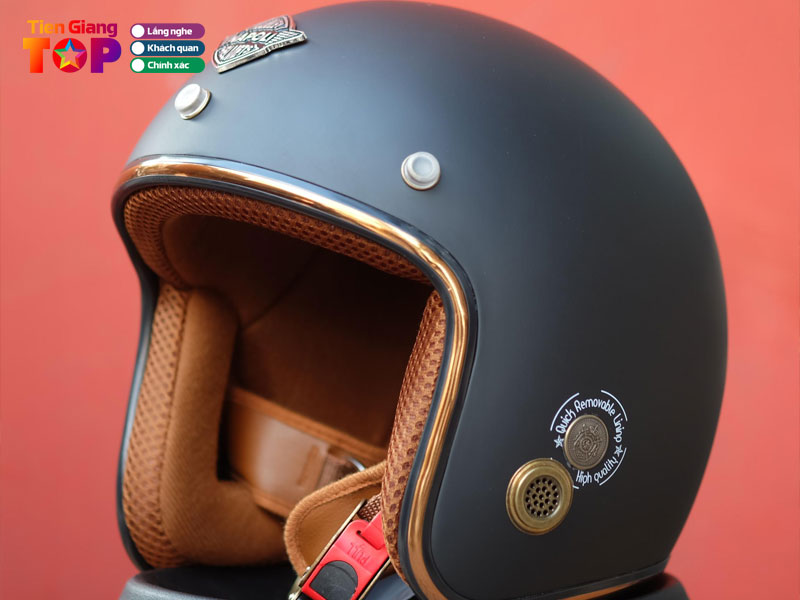 Cua-hang-mu-bao-hiem-hai-duc-tiengiangtoplist