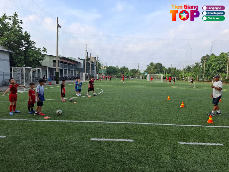 San-bong-da-cuu-long-fc-1-tiengiangtoplist