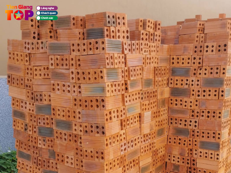 Cua-hang-vlxd-thanh-tan-tiengiangtoplist