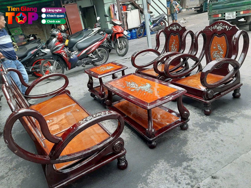 Mua-ban-do-go-cu-loc-linh-tiengiangtoplist