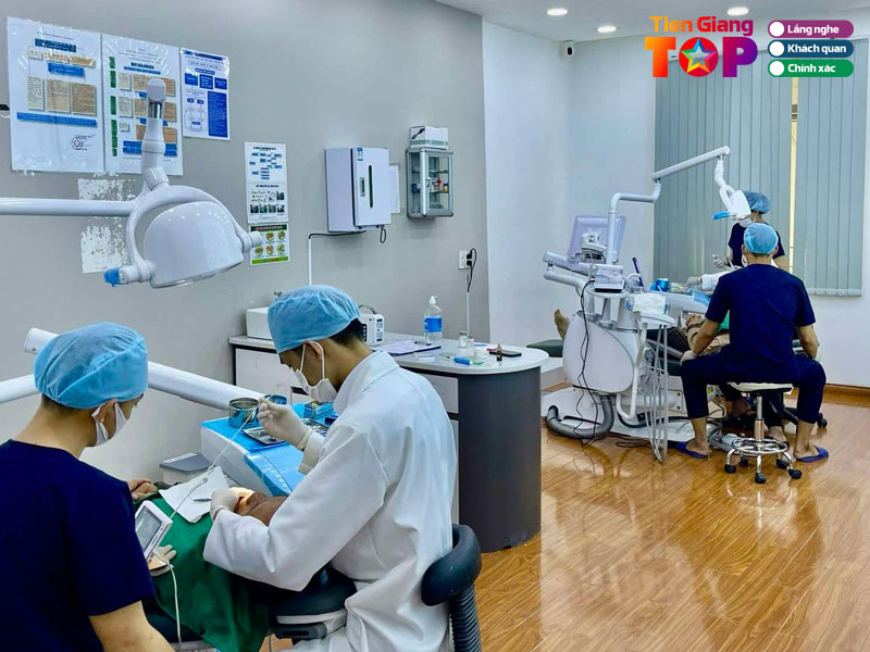 Nha-khoa-ador-tien-giang-tiengiangtoplist
