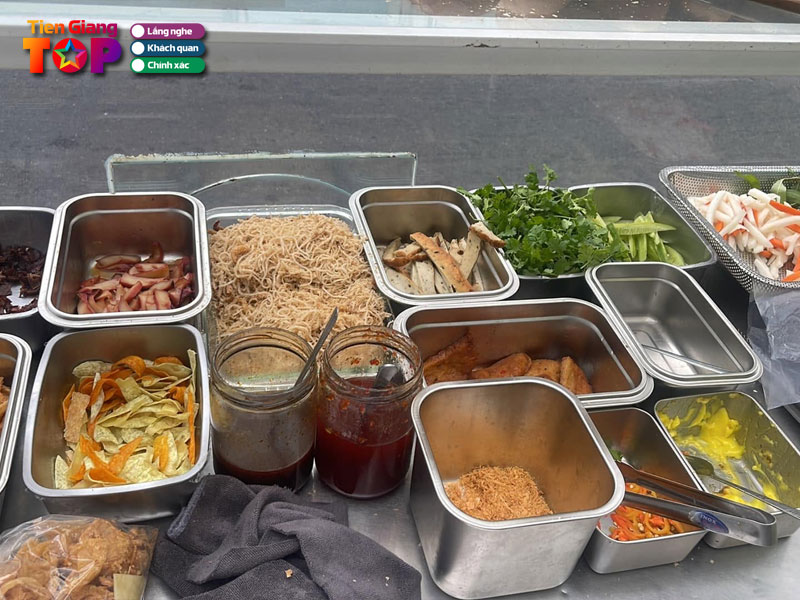 Banh-mi-chay-anh-loan-tiengiangtoplist