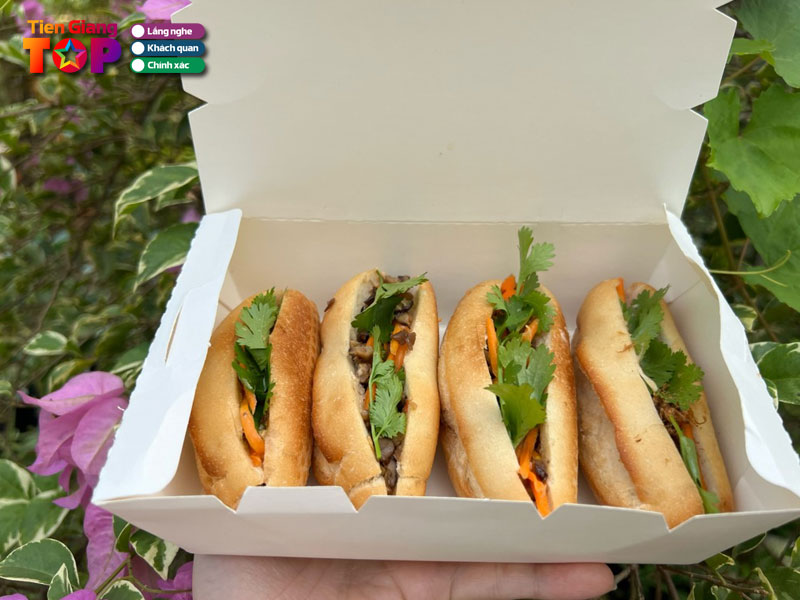 Banh-mi-nam-lac-tiengiangtoplist