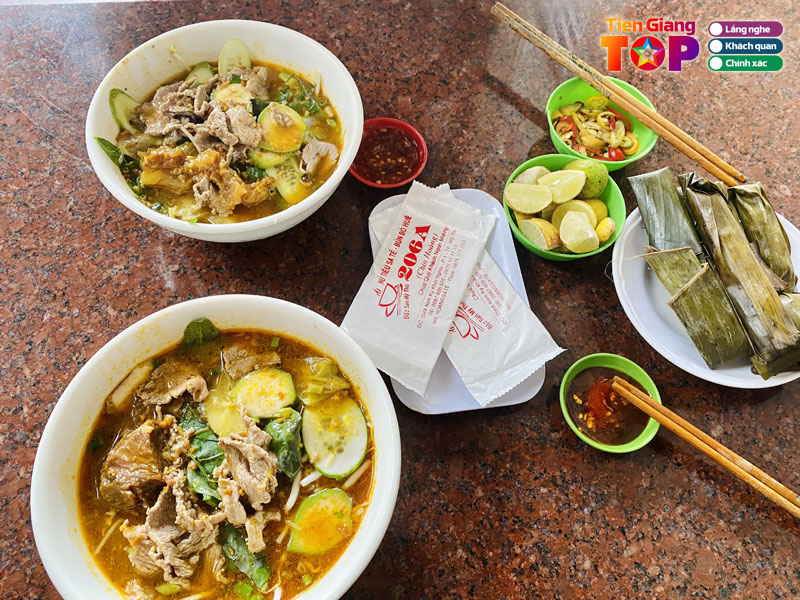 Hu-tieu-sa-te-chin-hoang-tiengiangtoplist