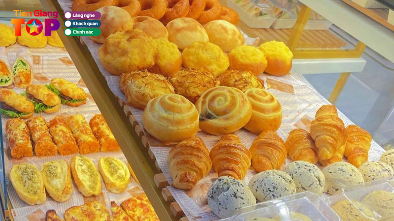 Top-11-tiem-banh-ngot-tien-giang-ngon-dep-mat-va-dang-thu-tiengiangtoplist