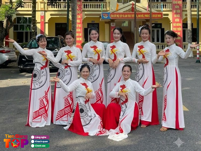 Trang-phuc-bich-van-tiengiangtoplist